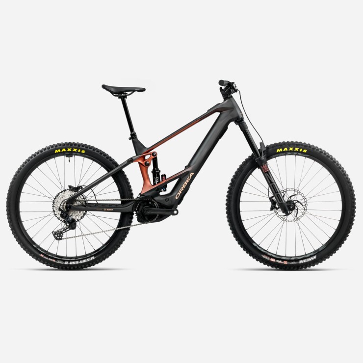 Wild M20 | Diamond Carbon View